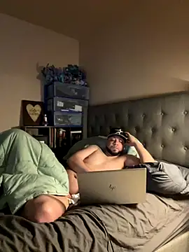 Snapshot of Brownroyal chatting on November 2025 03:34:01 PM Brownroyal online show from November 2025 03:34:01 PM