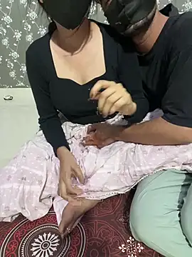 Sex Queen aaraya online show from April 2026 02:26:01 PM