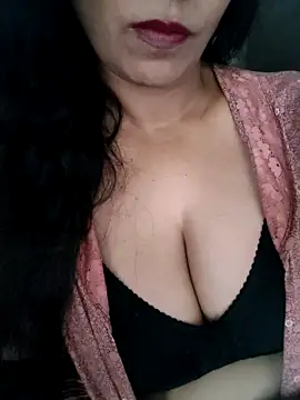 Deepa Sharma143 online show from April 2026 01:36:02 AM