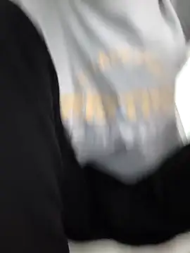 Hot-Soniya2 online show from September 2025 09:20:01 AM