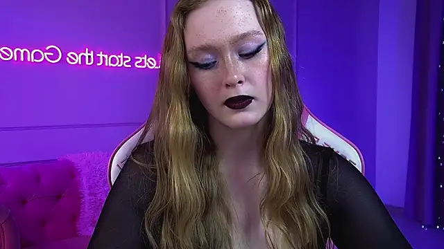 AgataFoxley online show from May 2026 06:32:01 AM