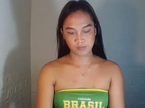 LatinaEmpress online show from February 2026 03:22:02 AM