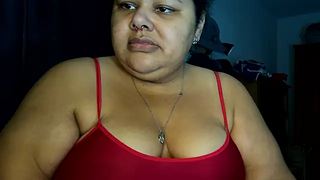 xlatinastar online show from June 2026 07:01:02 PM