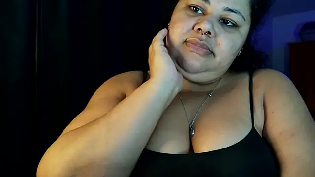 xlatinastar online show from June 2026 05:00:02 PM