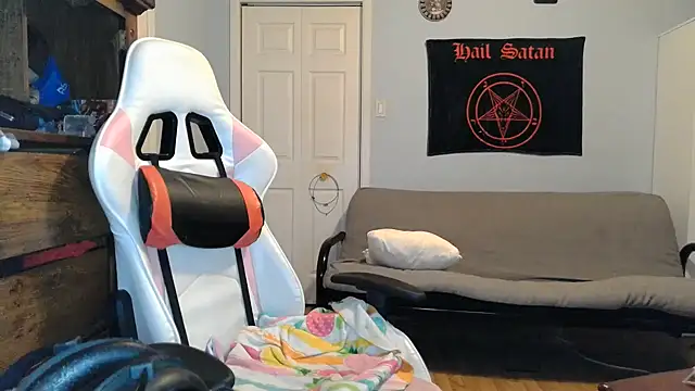 Ardokks online show from October 2025 02:33:01 AM