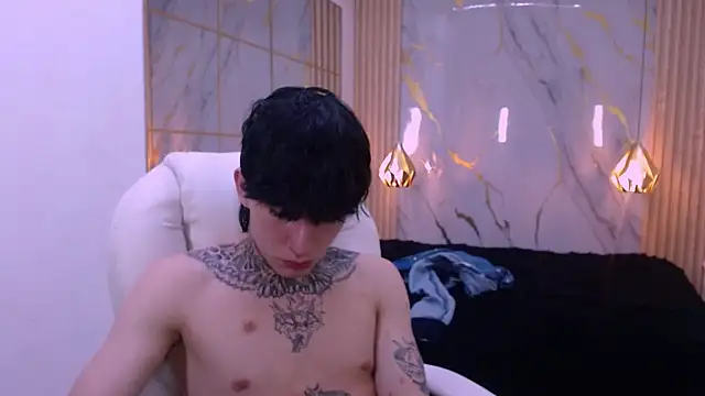 Iantwink18 online show from March 2026 04:06:02 AM