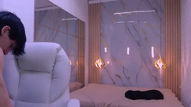 Iantwink18 online show from March 2026 06:18:02 AM