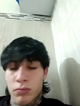 Iantwink18 online show from March 2026 03:33:02 AM