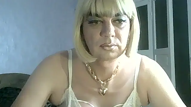 Snapshot of NiraFrost chatting on October 2025 05:46:02 PM NiraFrost online show from October 2025 05:46:02 PM