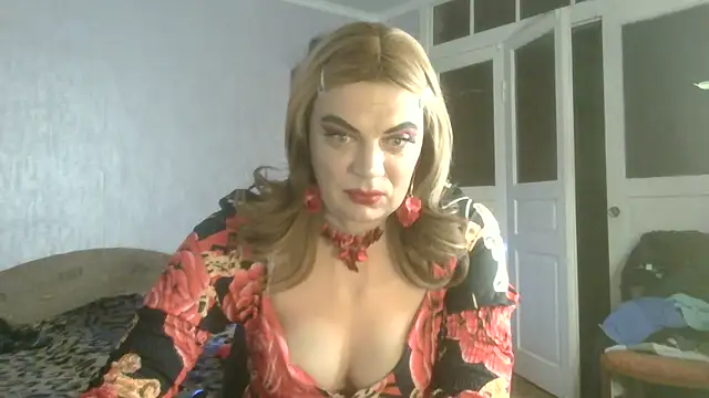 NiraFrost online show from April 2026 05:39:02 PM