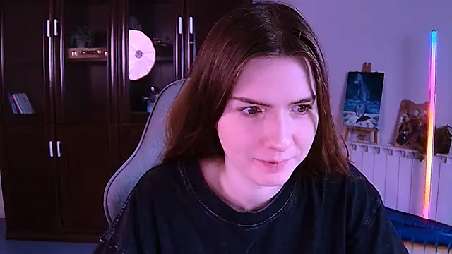 Snapshot of AliceCUNTach chatting on November 2025 05:18:02 AM AliceCUNTach online show from November 2025 05:18:02 AM