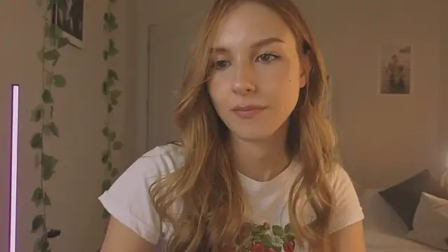 Vegas V online show from September 2025 03:13:02 PM