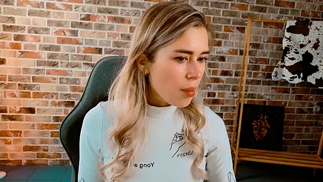 AdelLoyss online show from September 2025 09:08:02 AM