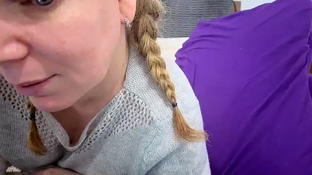 aussiepeaches online show from June 2026 04:46:01 AM