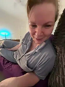 aussiepeaches online show from June 2026 12:48:02 PM