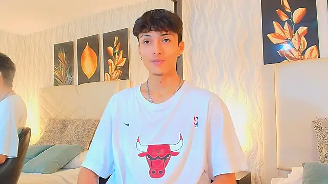 Lean Portman online show from October 2025 08:29:02 PM