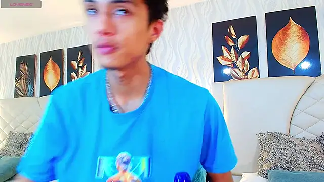 Lean Portman online show from October 2025 08:38:01 PM