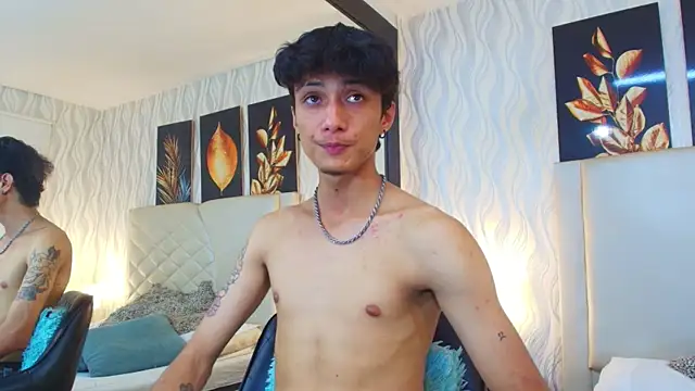 Lean Portman online show from November 2025 09:59:01 PM