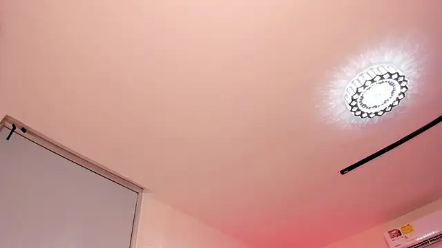 Snapshot of lauren_bigboobs22 chatting on March 2026 06:53:01 PM lauren bigboobs22 online show from March 2026 06:53:01 PM