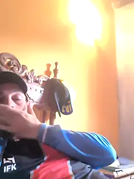 Snapshot of El_Andres_1 chatting on December 2025 09:08:01 PM El Andres 1 online show from December 2025 09:08:01 PM