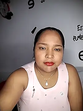 Angelly ricura online show from December 2025 06:14:01 PM