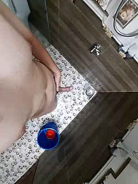 winter0cold  online show from October 2025 07:07:02 AM