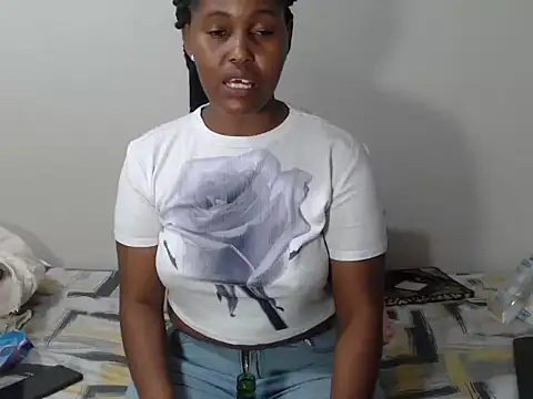 NaughtyHornyBitch  online show from September 2025 12:36:01 AM