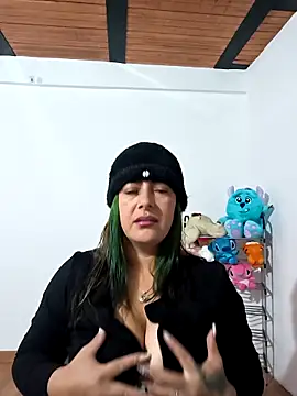 Gleon  online show from October 2025 03:40:02 PM