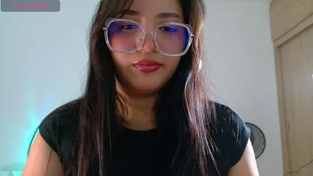 Angeldusttt online show from December 2025 04:07:01 AM