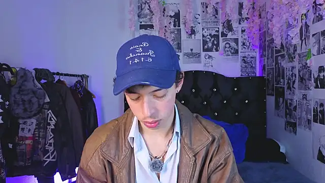 Snapshot of Otter_Star chatting on September 2025 04:18:02 AM Otter Star online show from September 2025 04:18:02 AM