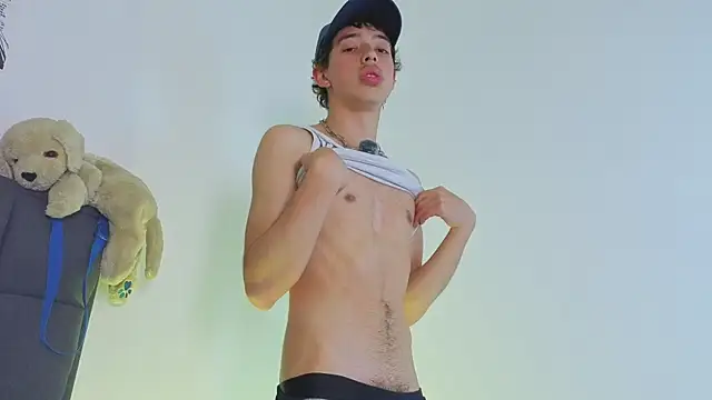 Snapshot of Otter_Star chatting on October 2025 03:35:01 AM Otter Star online show from October 2025 03:35:01 AM