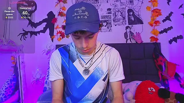 Snapshot of Otter_Star chatting on October 2025 04:45:02 AM Otter Star online show from October 2025 04:45:02 AM