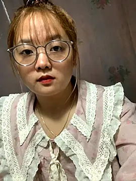 July-y online show from October 2025 03:47:02 AM