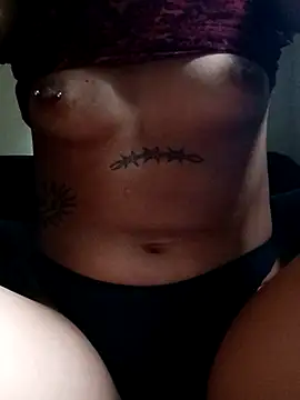 Snapshot of malvinaAAA chatting on September 2025 07:51:02 PM malvinaAAA online show from September 2025 07:51:02 PM