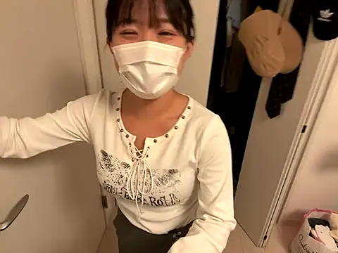 Snapshot of hikiwarinatto_xoxo chatting on December 2025 08:41:02 AM hikiwarinatto xoxo online show from December 2025 08:41:02 AM