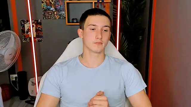 Snapshot of David__Diamond chatting on September 2025 03:44:01 PM David Diamond online show from September 2025 03:44:01 PM