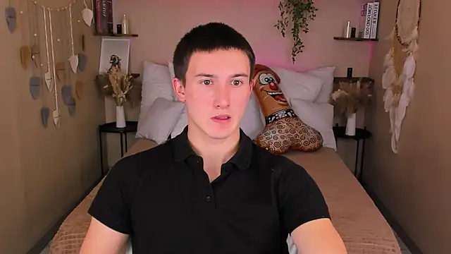 Snapshot of David__Diamond chatting on October 2025 04:05:02 PM David Diamond online show from October 2025 04:05:02 PM