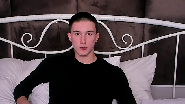 Snapshot of David__Diamond chatting on October 2025 04:38:02 PM David Diamond online show from October 2025 04:38:02 PM