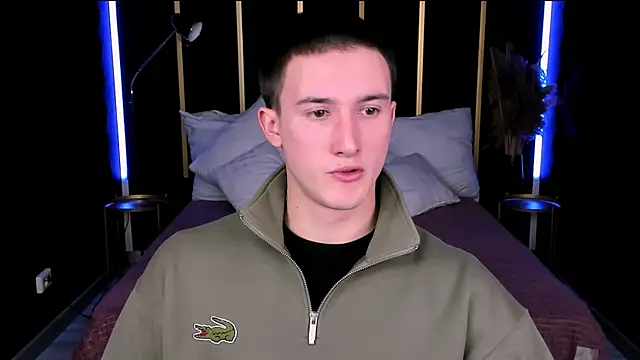 Snapshot of David__Diamond chatting on October 2025 03:58:01 PM David Diamond online show from October 2025 03:58:01 PM