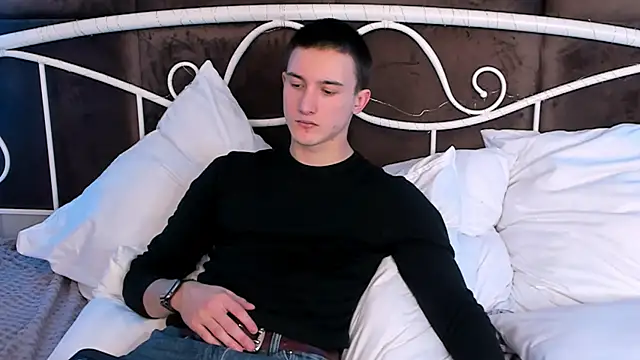 Snapshot of David__Diamond chatting on October 2025 02:50:02 PM David Diamond online show from October 2025 02:50:02 PM