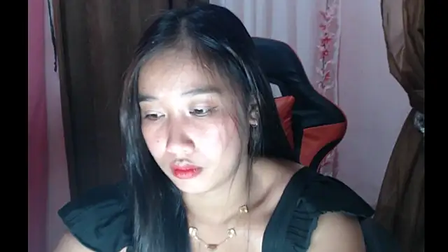 Snapshot of Chubby_HotLady chatting on November 2025 06:44:01 AM Chubby HotLady online show from November 2025 06:44:01 AM