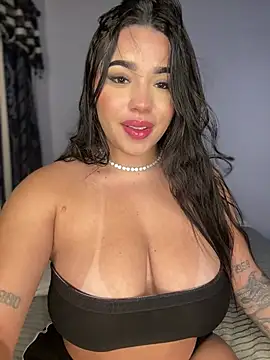 SofiaWildee online show from April 2026 02:15:02 AM