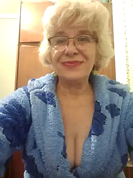 52MiaLove02 online show from October 2025 05:20:02 PM