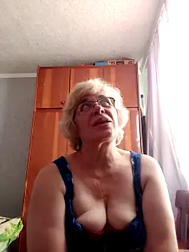52MiaLove02 online show from June 2026 04:50:01 PM
