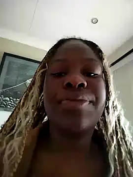 DarkBerryDiamondX online show from September 2025 10:04:02 AM