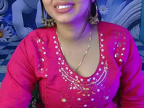 priya-kumari22 online show from April 2026 12:50:01 PM