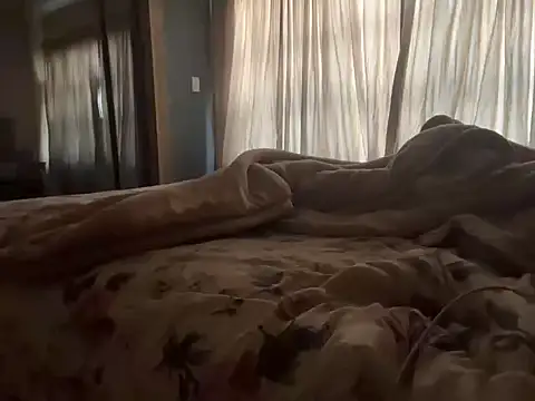 Snapshot of Cianda24 chatting on October 2025 05:26:02 AM Cianda24 online show from October 2025 05:26:02 AM