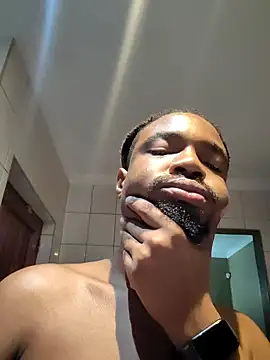 Cianda24 online show from February 2026 07:33:02 PM