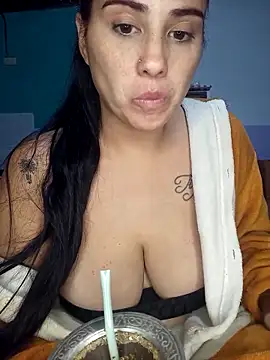Snapshot of kariciasecreta chatting on April 2026 09:58:02 AM kariciasecreta online show from April 2026 09:58:02 AM