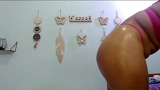 ashlyanaldeep18 online show from March 2026 02:26:02 AM